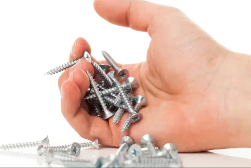 Guida alle dimensioni delle viti: strumenti e tecniche per una misurazione precisa